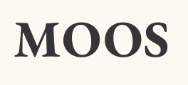 Logo Moos – Schriftzug in Schwarz